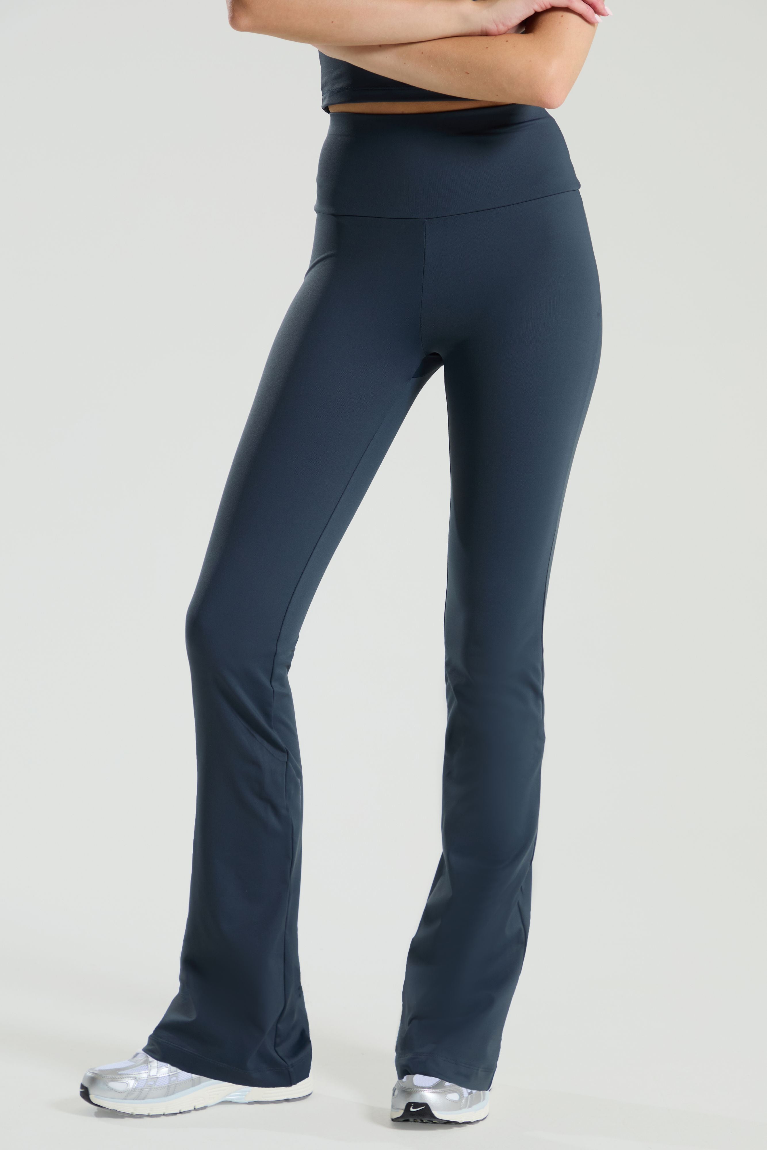 Flared Legging - Active: Slate Grey