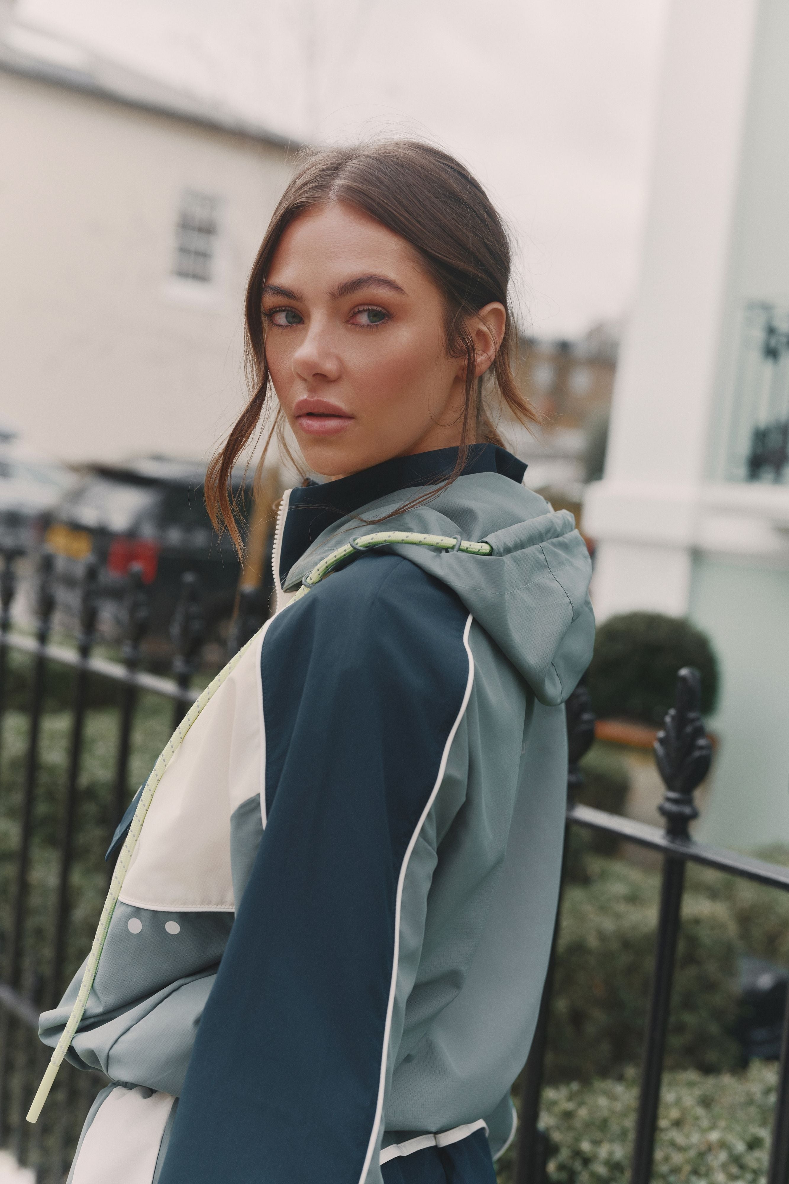 Cropped Windbreaker - Skyline