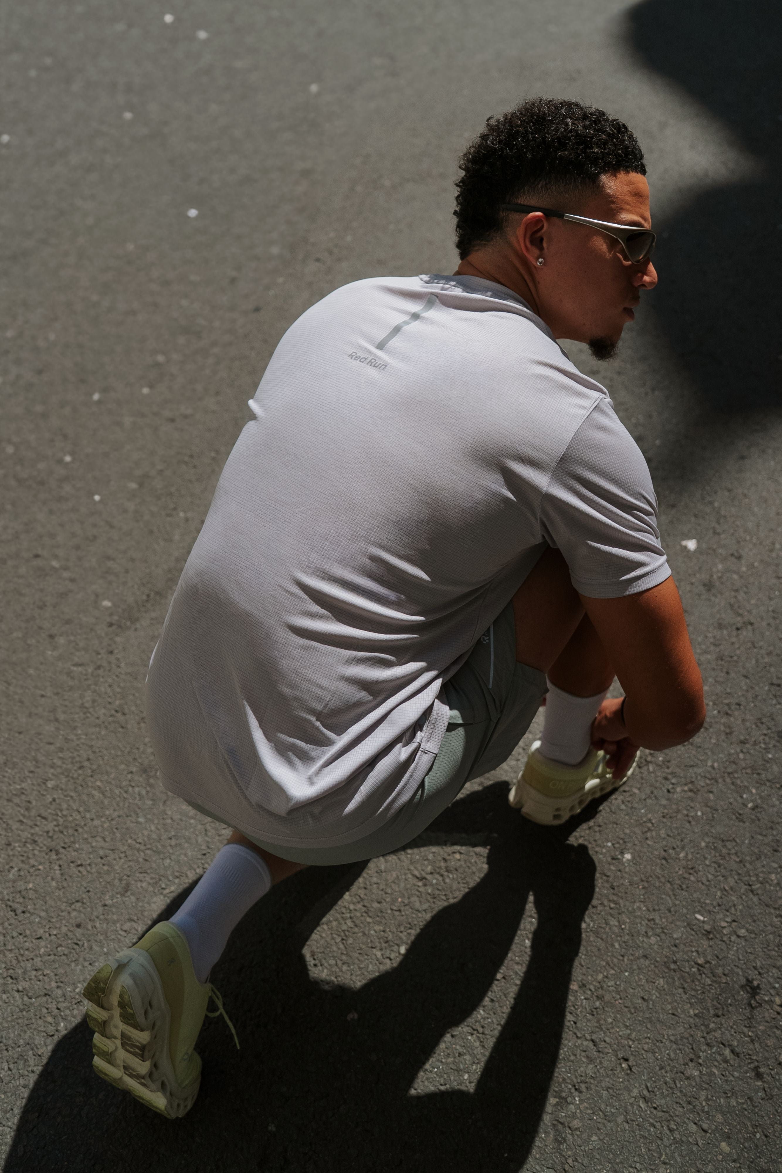 Men's Technical Runner Tee - Light Grey