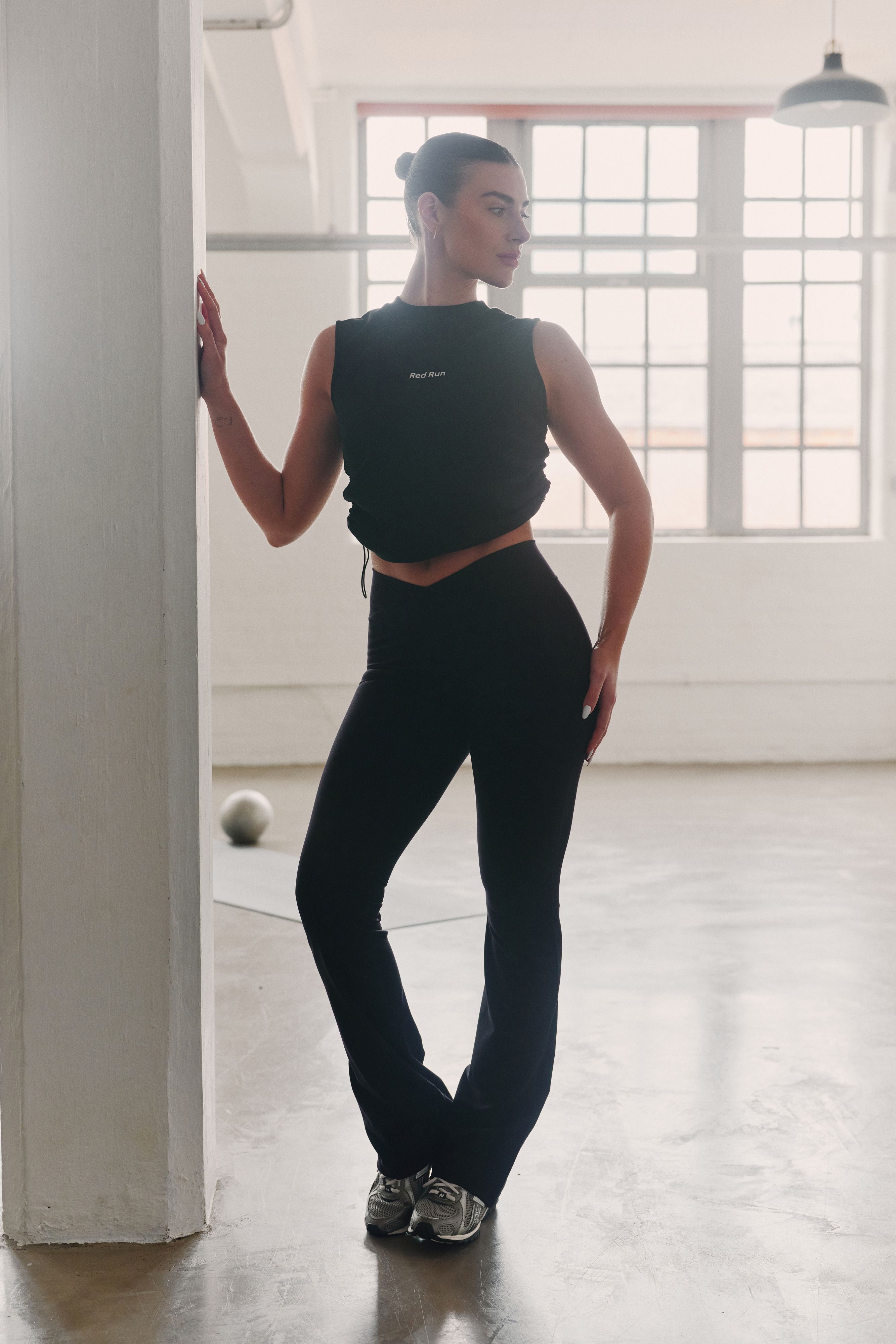 Active Elevate Mesh Ruched Tank Top - Black