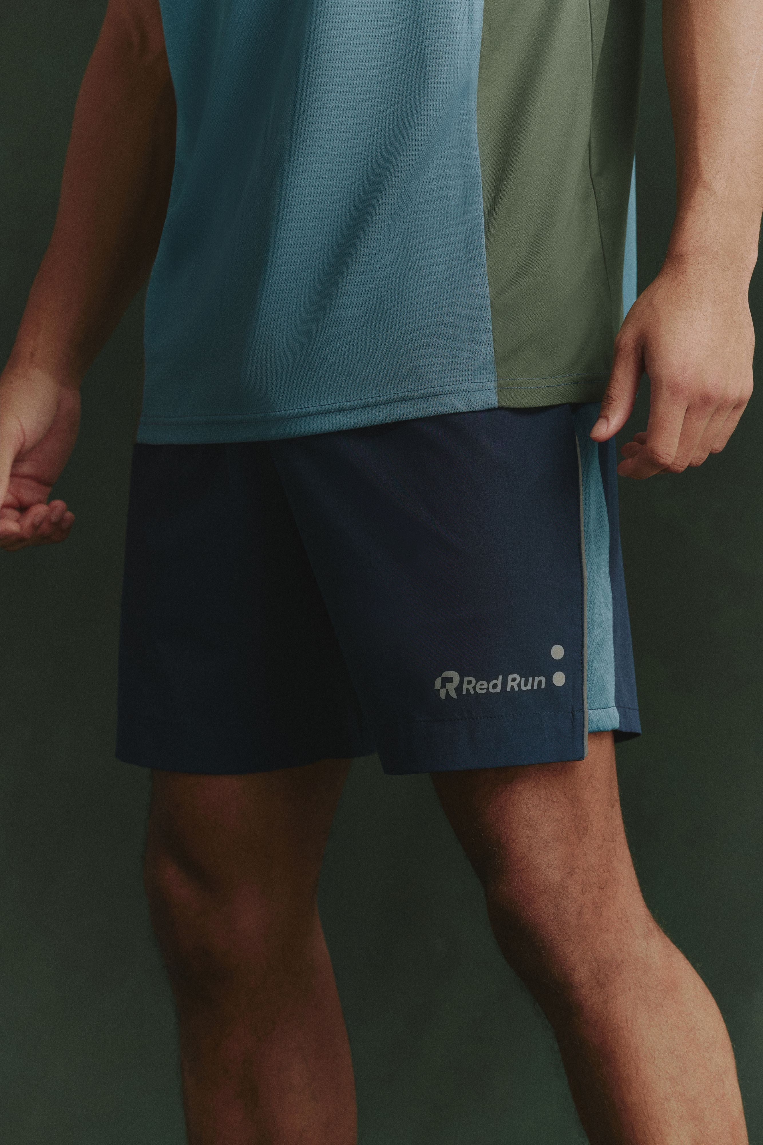 Men's Panelled Sports Short - Midnight Moss