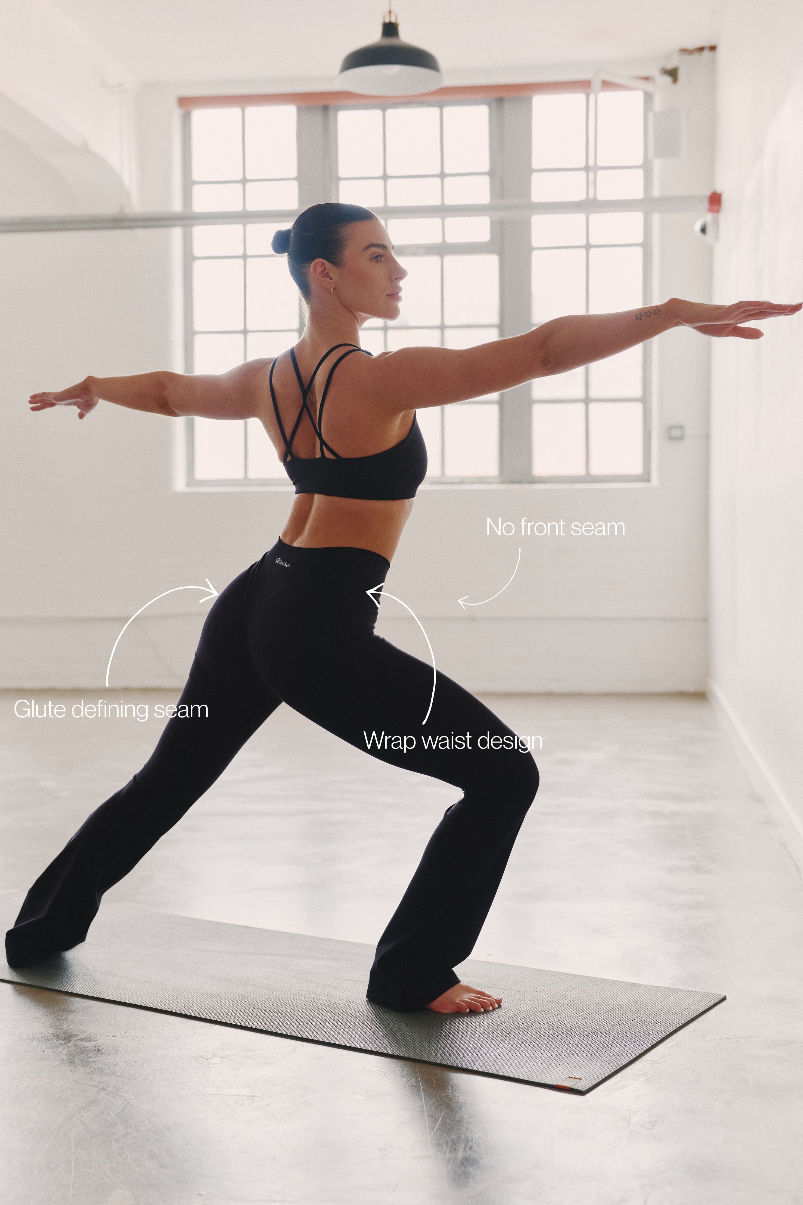 Active Elevate Wrap Flared Legging - Black