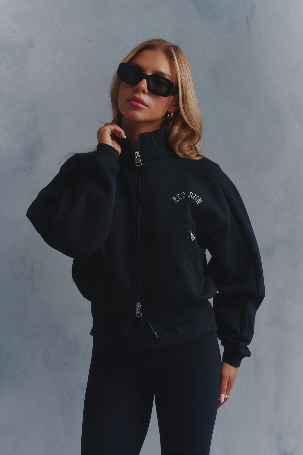 Active Full Zip Sweater - Black